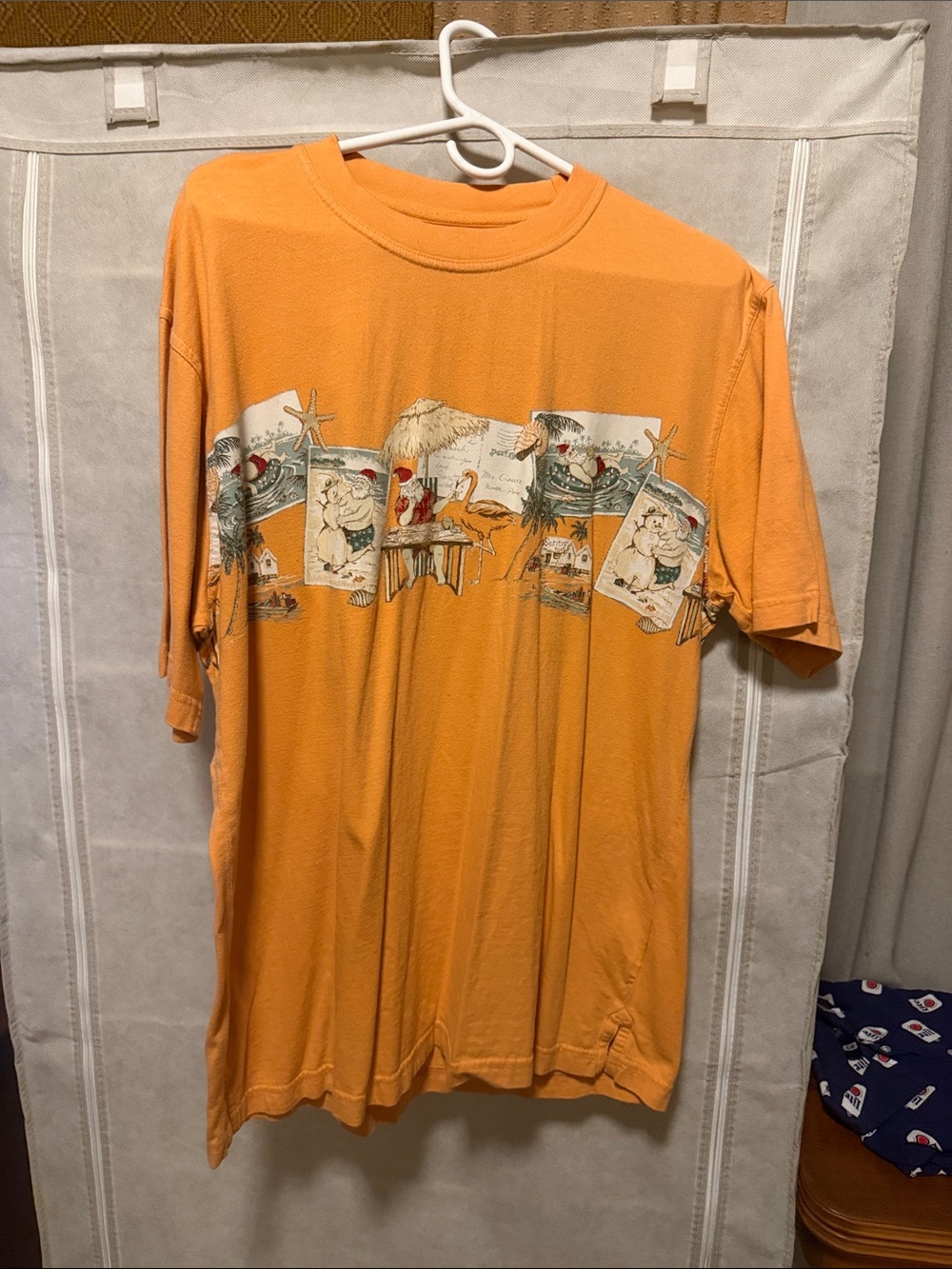 Men's Orange Graphic Short-Sleeve Crew Neck Shirt